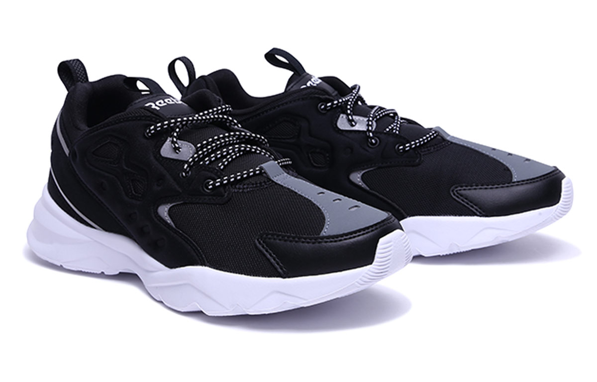 Lookbook Reebok Royal Blaze 2.0 Chaussures de Running Noires. EG8358