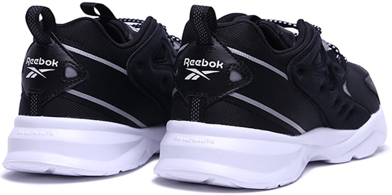 锐步皇家Blaze 2.0黑色跑鞋 EG8358 Shop 锐步皇家Blaze 2.0黑色跑鞋 EG8358