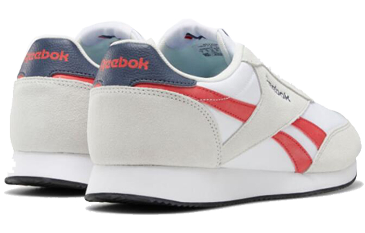 Shop 锐步 Royal Classic Jogger 2.0 白色 DV6563