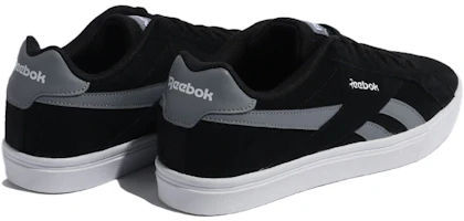 Shop Reebok Royal Complete 3.0 低筒休閒板鞋 男女款 黑灰