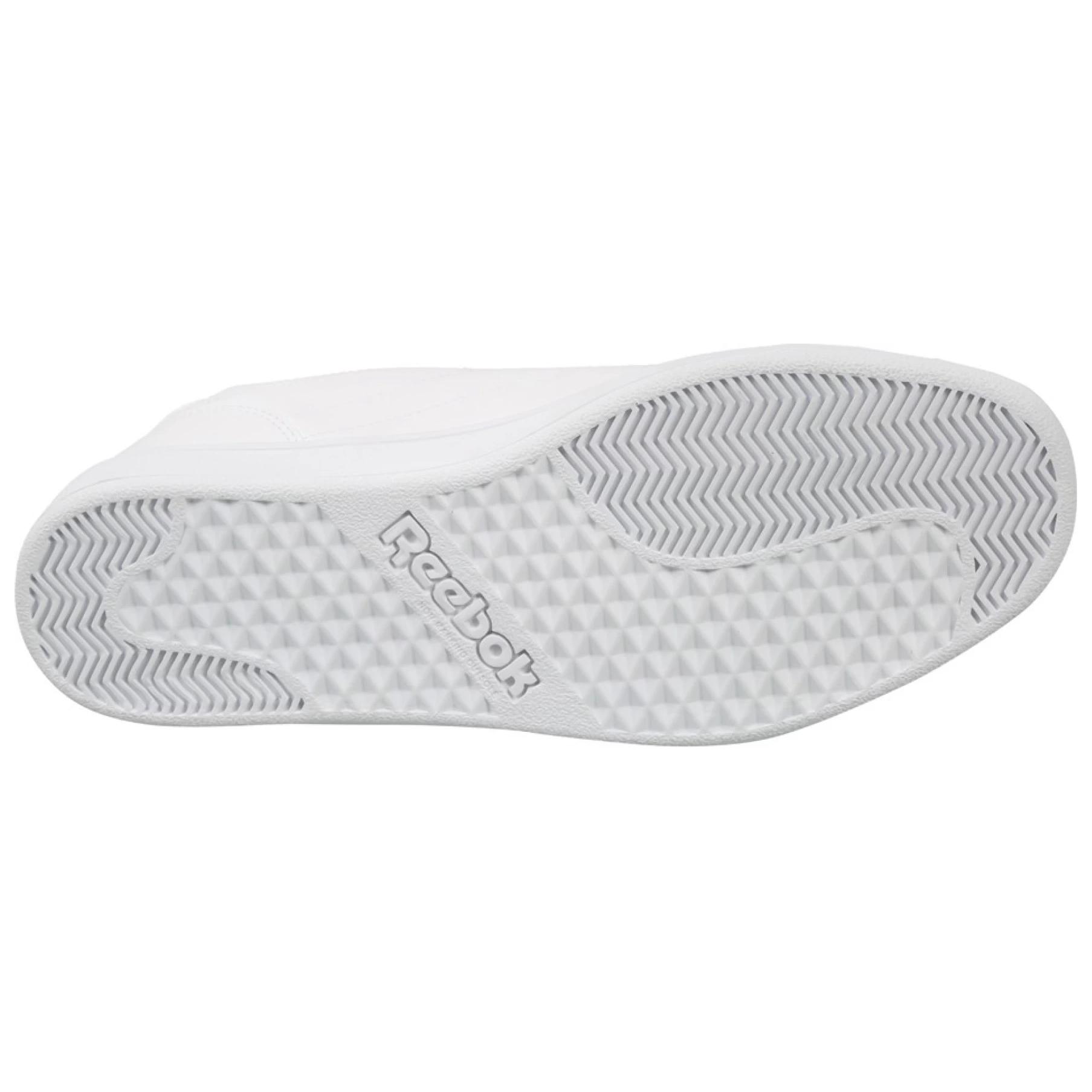 Shop Reebok Royal 全白干净款 CM9104