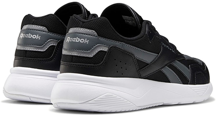 Reebok Royal Dashonic 2.0 'Hitam' Sneakers EF7731 Shop Reebok Royal Dashonic 2.0 'Hitam' Sneakers EF7731
