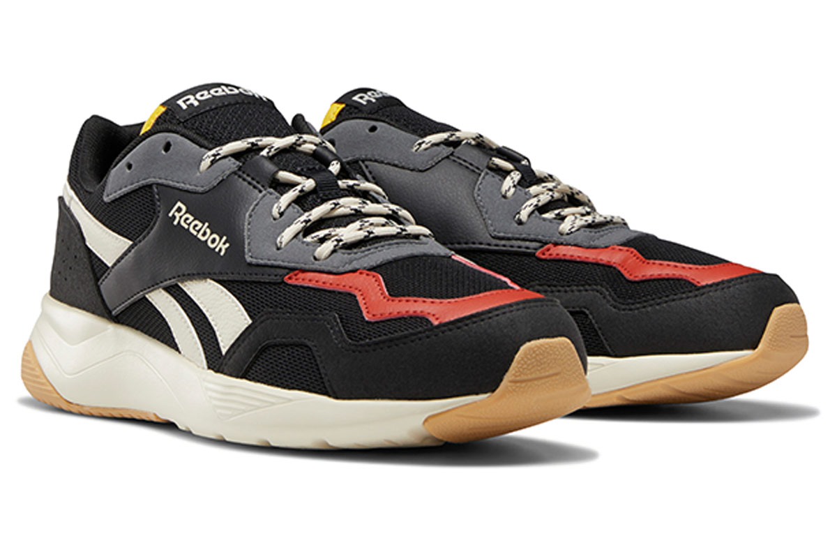 Lookbook Reebok Royal Dashonic 2.0 ''Nero Bianco Rosso'' DV6737