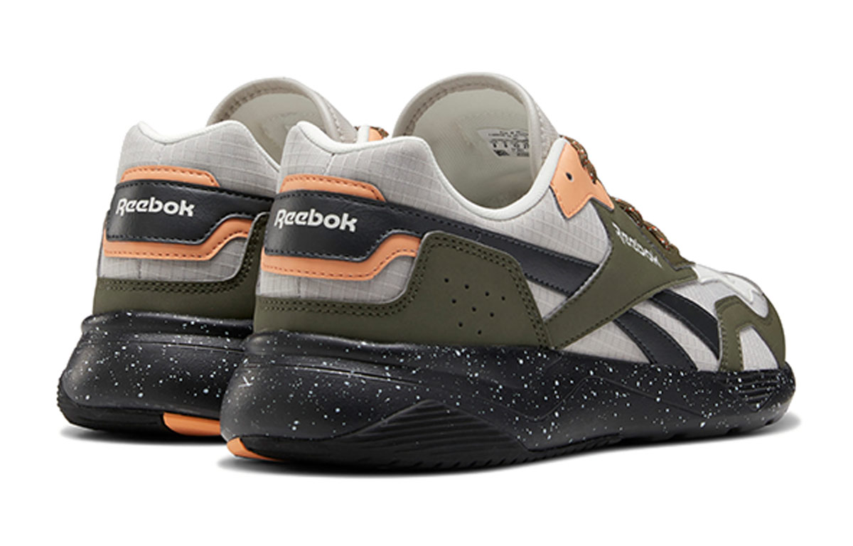 Shop Reebok Royal Dashonic 2.0 'Kelabu Hijau Jingga' EG9403