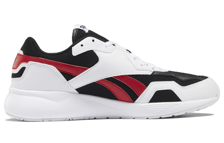 Order リーボック ロイヤルダッシュ2.0 白黒赤 DV6739