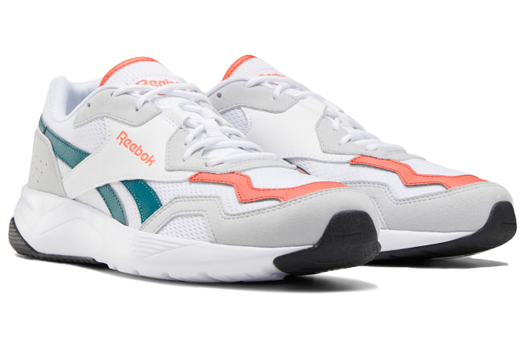 Lookbook Reebok Royal Dashonic 2.0 Putih EF7706