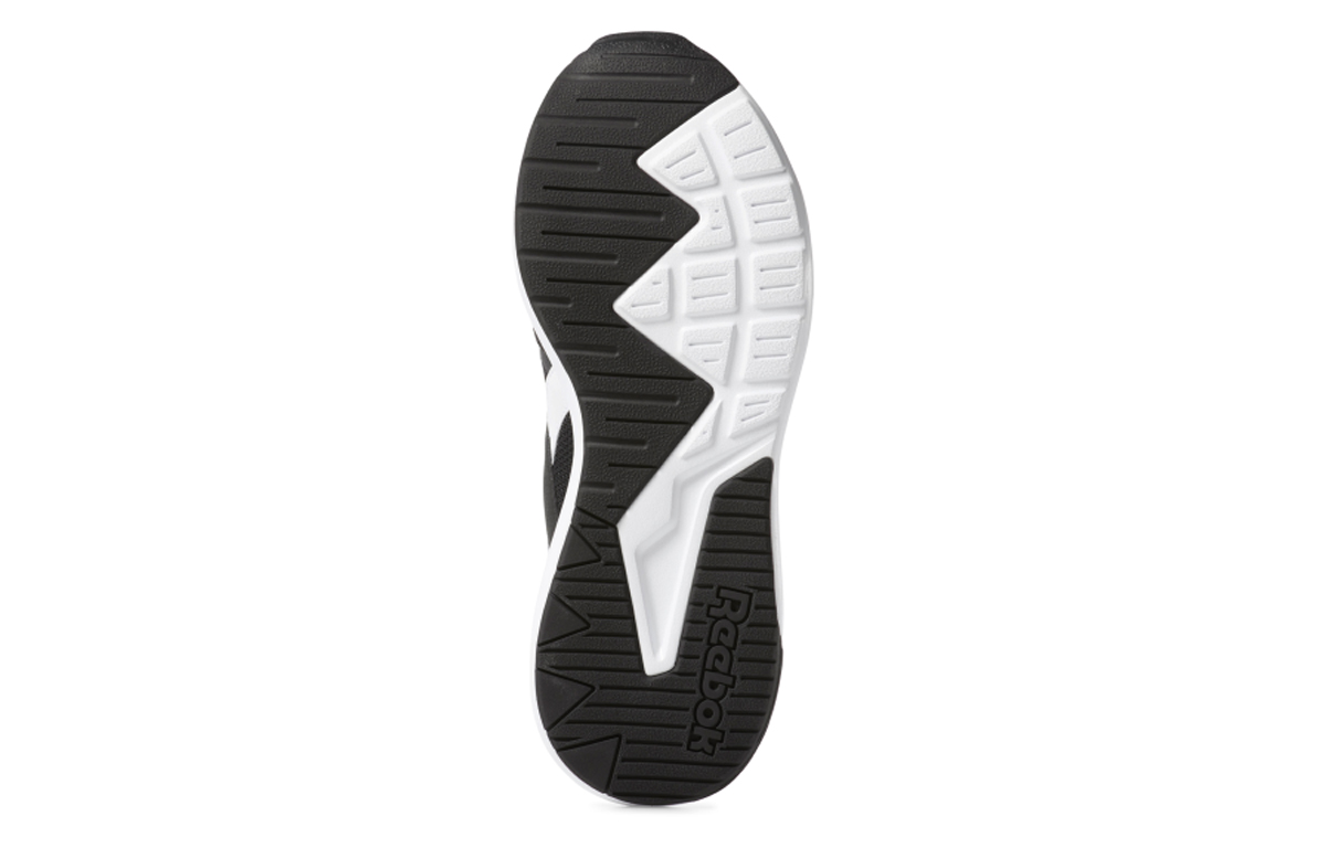 Details for Reebok Royal Dashonic ''Zwart'' DV3761