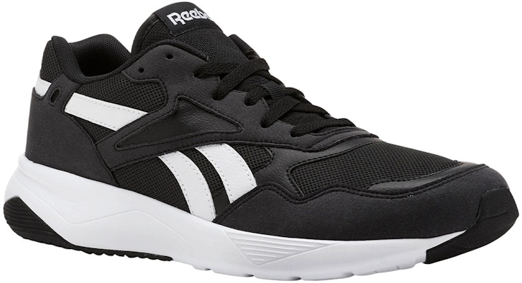 リーボック ロイヤル ダショニック 黒/白 CM9547 Lookbook リーボック ロイヤル ダショニック 黒/白 CM9547