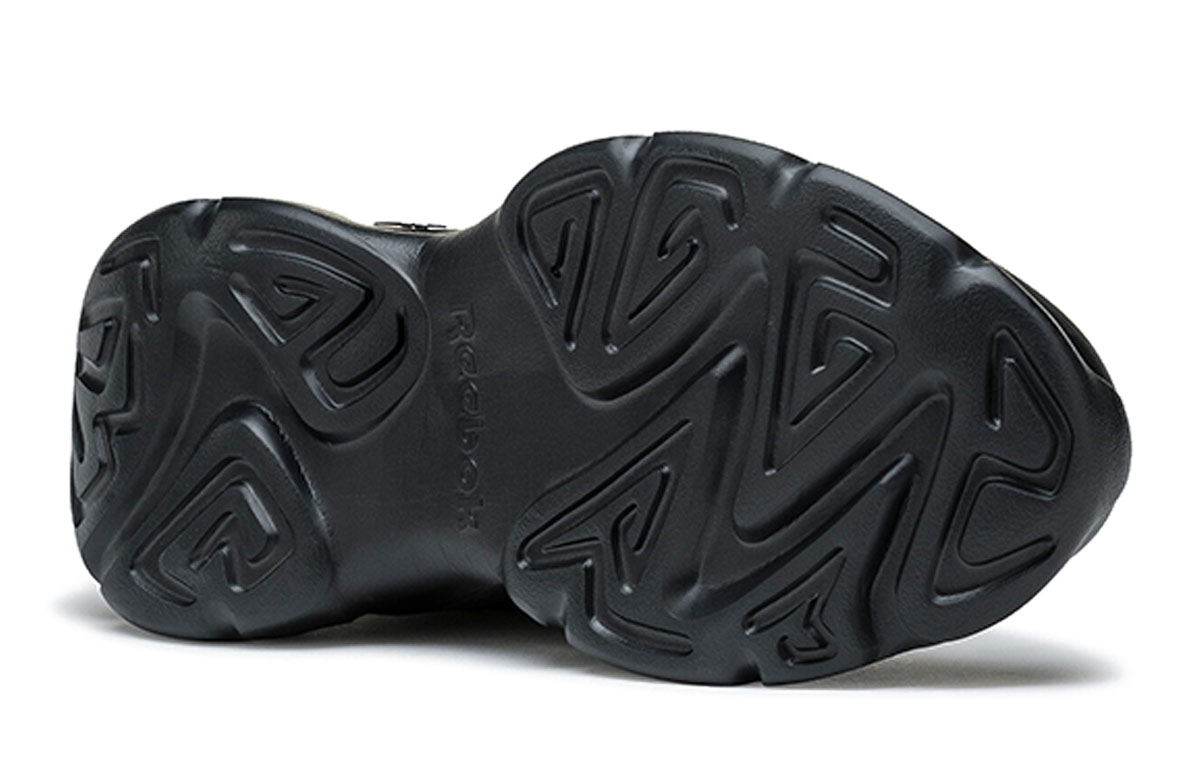 Details for Reebok Royal EC Ride ''Zwart'' FZ5250