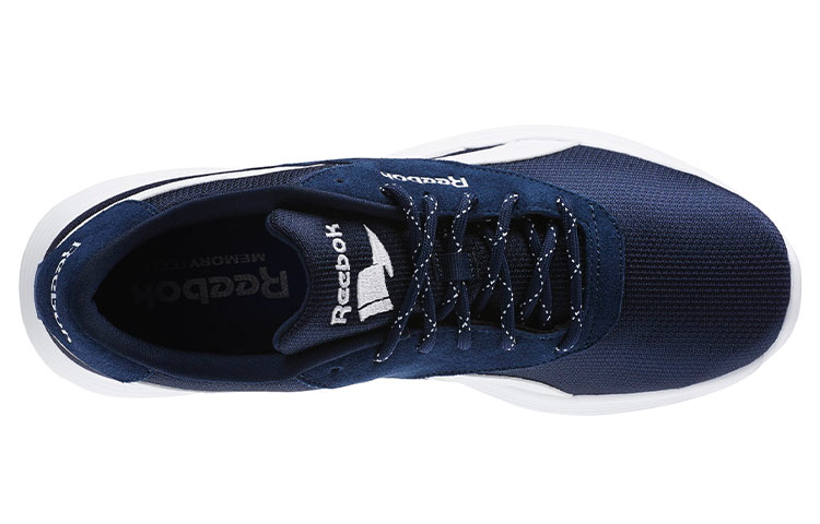 Shop 锐步Royal EC Ride‘轻质蓝’篮球鞋 AR2610