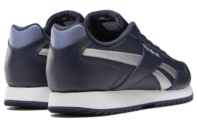 Shop 锐步皇家滑行波纹“复古海军蓝低帮跑鞋” DV8187