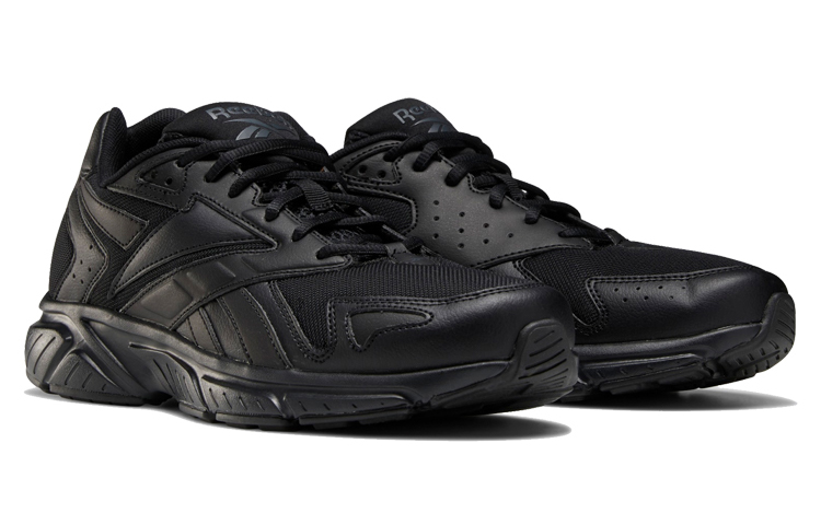 Lookbook Reebok Royal Hyperium Sepatu Lari Hitam FX8423