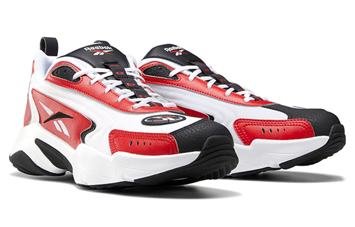 Lookbook リーボック ロイヤル KR ランナー (赤/白/黒) FY6520