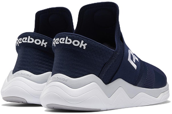 Reebok Royal Nova 輕便 低筒 跑步鞋 男女款 深藍色 Shop Reebok Royal Nova 輕便 低筒 跑步鞋 男女款 深藍色