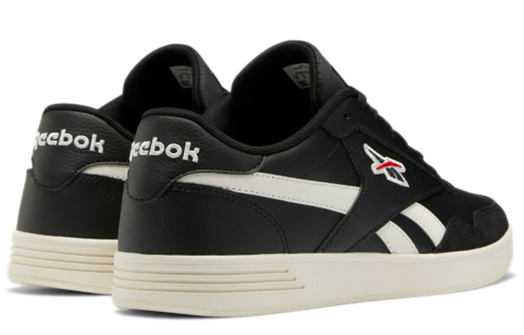 Shop Reebok Royal Techque T 'Sepatu Santai Hitam Low-Top' GX8604