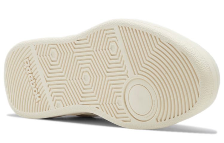 Details for Reebok Royal Techque T ''Chalk Zilver Metallic'' GX8518