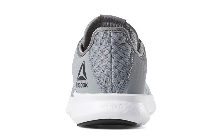 Shop Reebok Run Cruiser 透氣輕便減震 低筒跑步鞋 灰