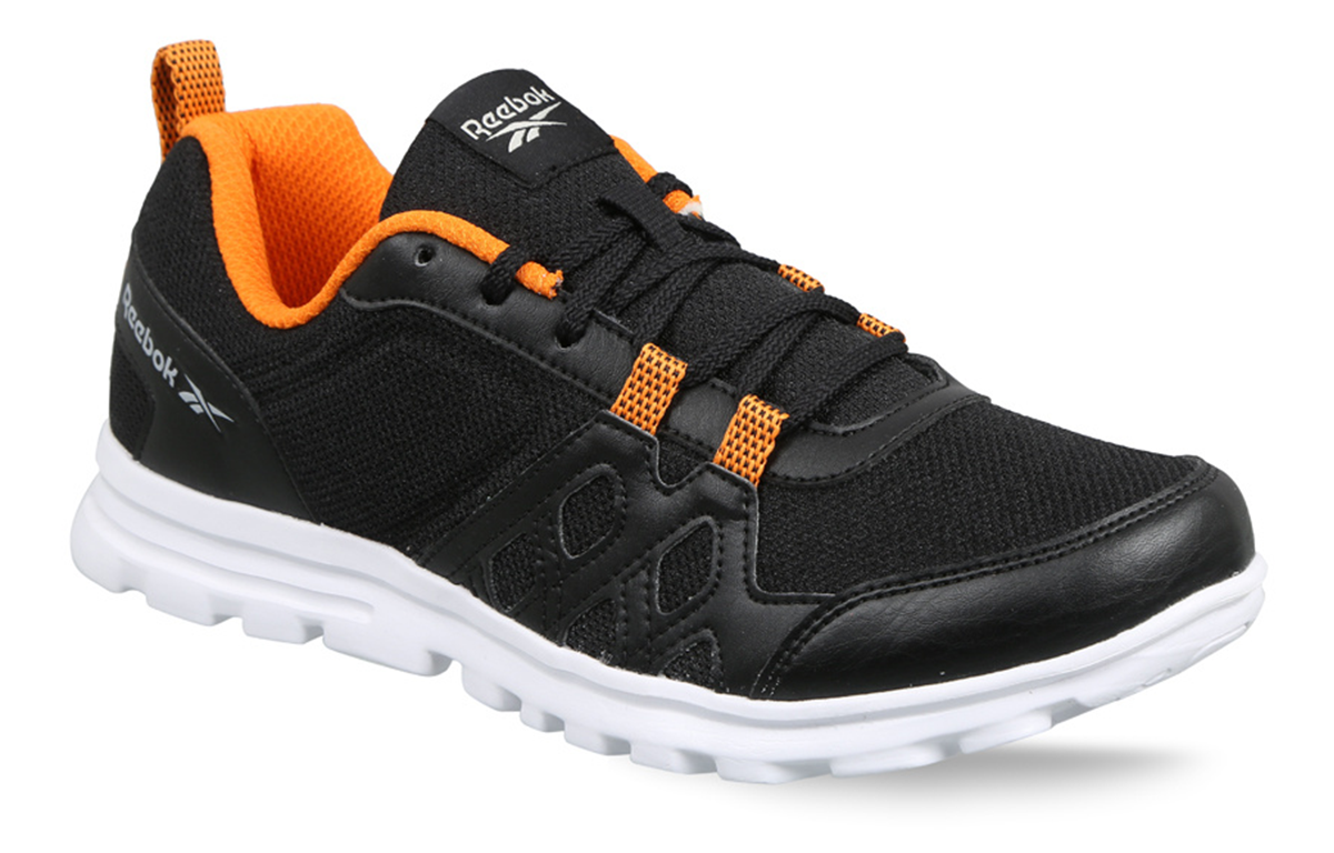 Lookbook リーボック ランフュージョン エクストリーム 黒×オレンジ FW0344