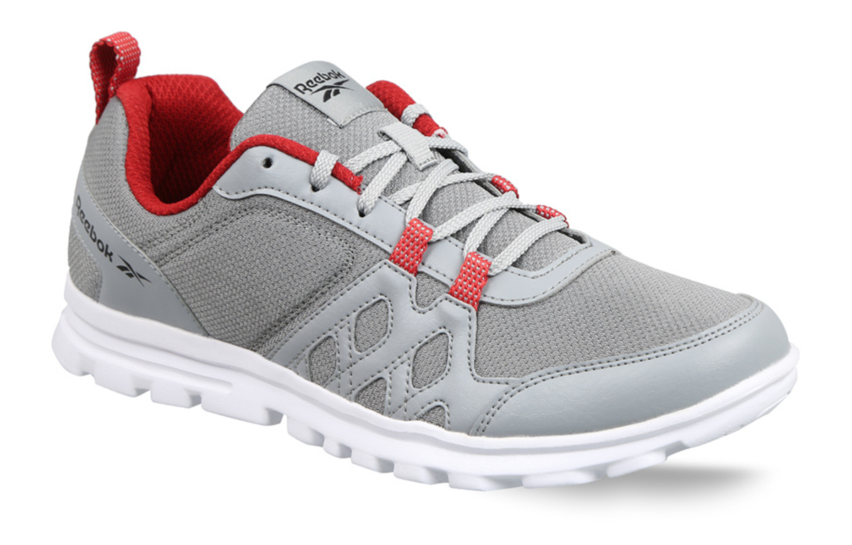 Lookbook Reebok Run Fusion Xtreme ''Grau Rot'' FW0342