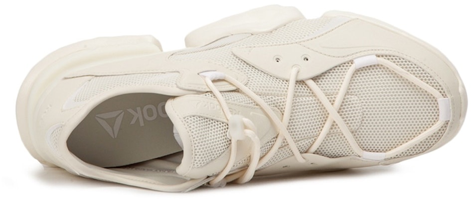 Reebok Run.R 96 'Chalk' Lelaki Wanita Kasut Lari CN4602 Lookbook Reebok Run.R 96 'Chalk' Lelaki Wanita Kasut Lari CN4602