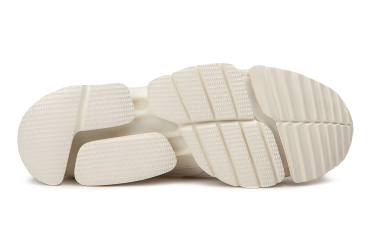 Shop リーボック ラン.R 96 チョーク CN4602