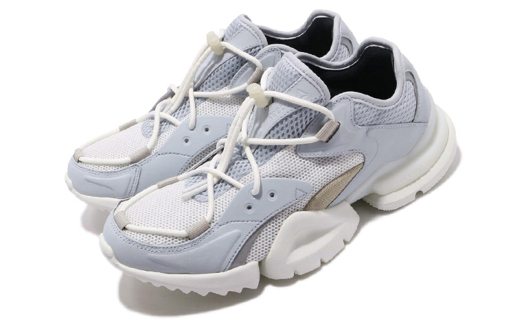 Lookbook Reebok Run.R 96 ''Grigio Gesso Sabbia'' DV4925