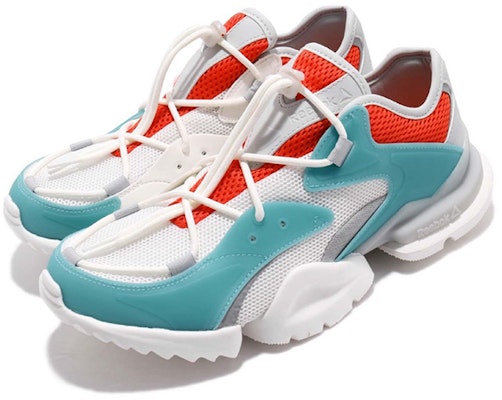 Reebok Run.R 96 TPU 'Chalk Mist' - Kasut Lari Reebok Edisi 'Chalk Mist' DV7341 Lookbook Reebok Run.R 96 TPU 'Chalk Mist' - Kasut Lari Reebok Edisi 'Chalk Mist' DV7341