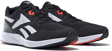 Lookbook Reebok Runner 4.0 耐磨低筒跑步鞋 黑白色