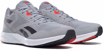 Lookbook Reebok Runner 4.0 灰紅色