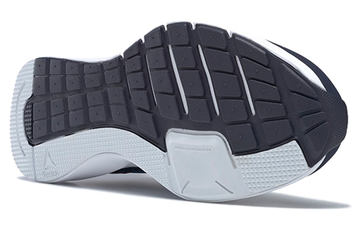 Details for Reebok Runner 4.0 Retro Low ''Schwarz Weiß Blau'' FY7657