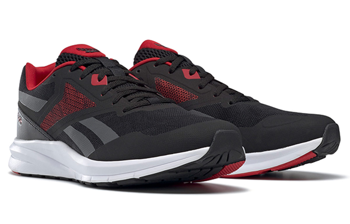 Lookbook Reebok Runner 4 ''Zwart Excellent Rood'' EF7312