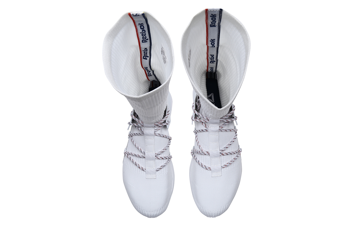 Shop Reebok 跑步籠式襪套 高筒跑鞋 男款 白色