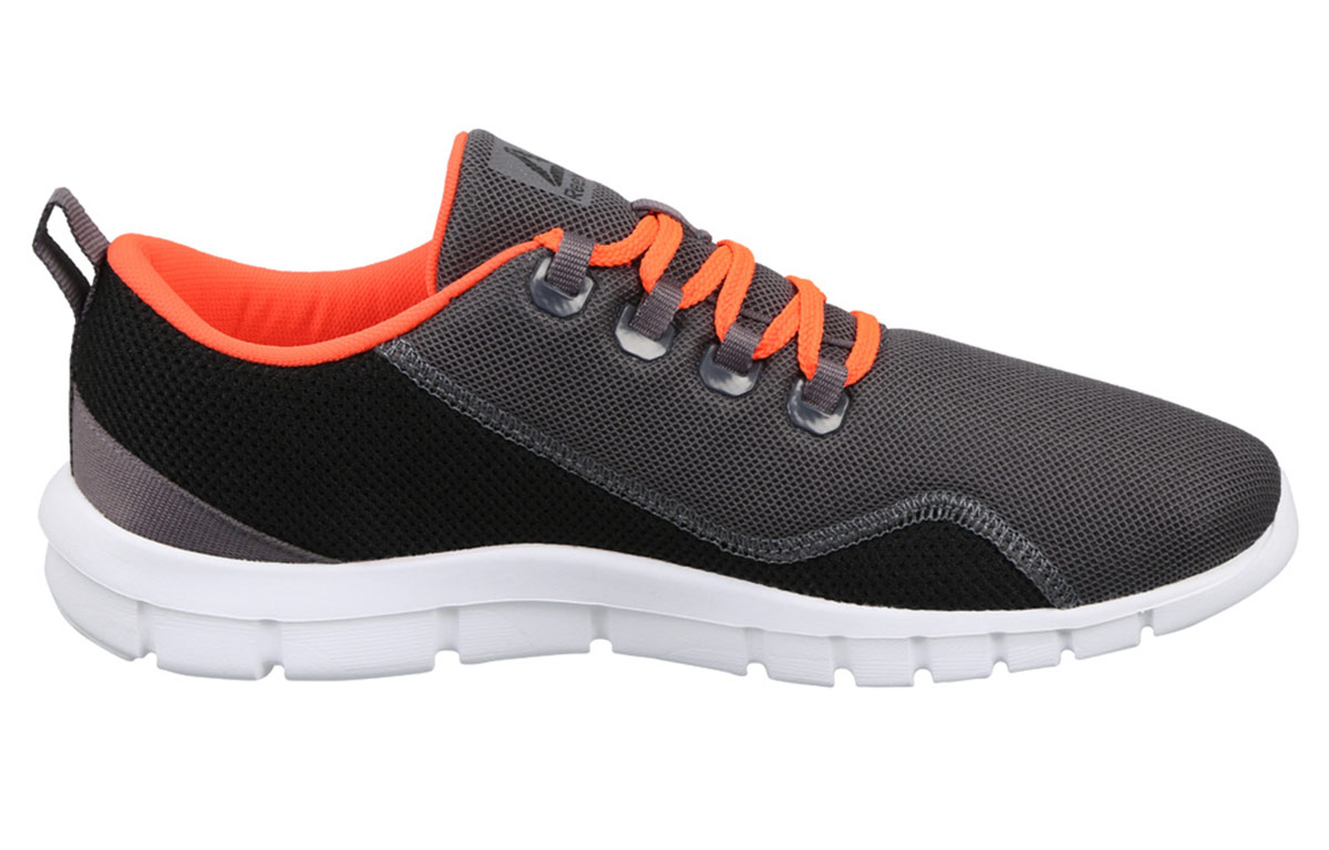 Order Reebok Running Bronn ''Nero'' EG0841