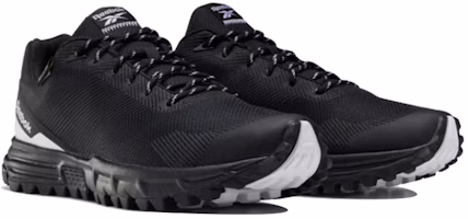 Lookbook Reebok Sawcut 7.0 Gore-Tex 'Gris Verdadero Negro' EF3774