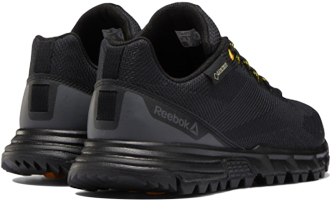 Reebok Sawcut 7.0 GTX 'Hitam Malam Ekstrem' DV6310 Shop Reebok Sawcut 7.0 GTX 'Hitam Malam Ekstrem' DV6310