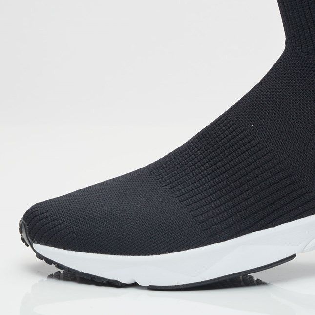 Purchase Reebok Sock Runner Ultraknit ''Nero'' BS9515