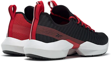 Shop Reebok Sole Fury 低筒 跑步鞋 男女皆宜 黑紅