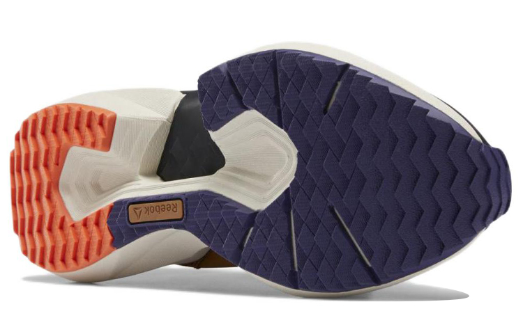 Purchase 锐步Sole Fury耐磨休闲鞋卡其棕色 DV9417