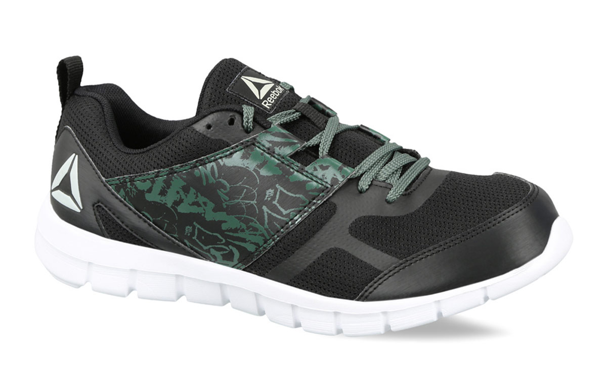 Lookbook 리복 스피드 익스트림 2.0 (검/흰/녹) CN7831