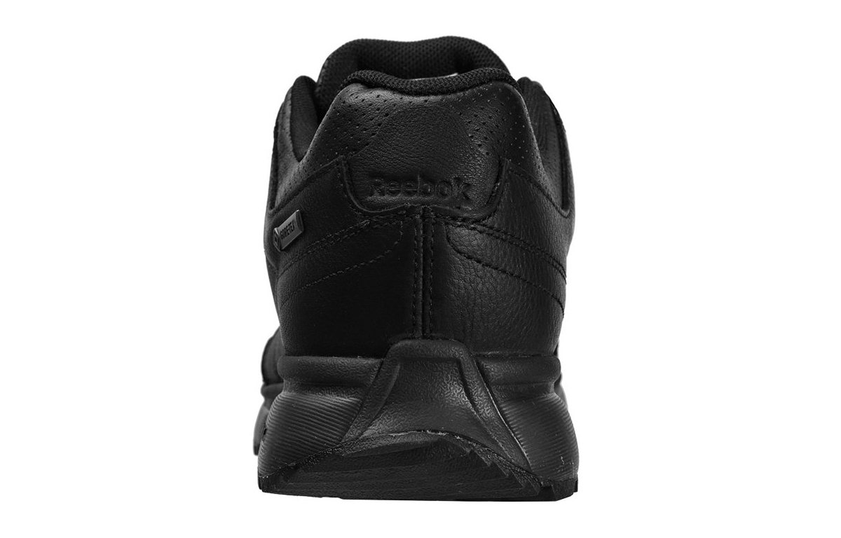 Shop Reebok 步進 GTX 黑色 跑步鞋