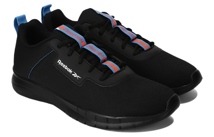 Lookbook 锐步Stride Runner“极夜黑”运动鞋 EY4250