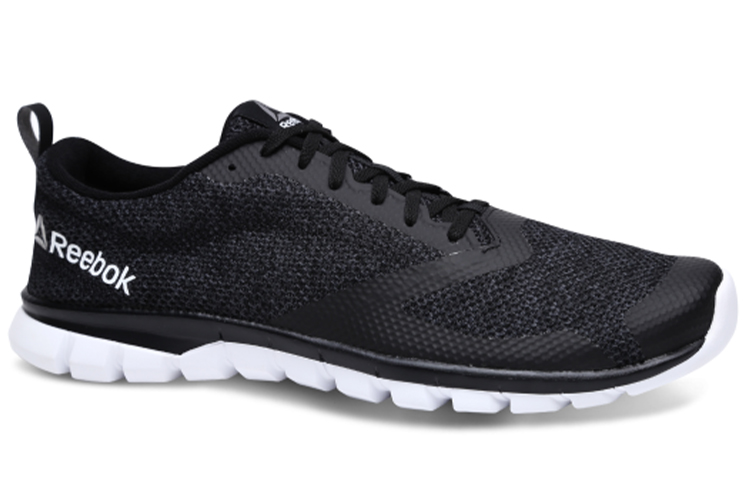 Lookbook Reebok Sublite Auyhentic 4.0 低筒 跑步鞋 男女皆宜 黑