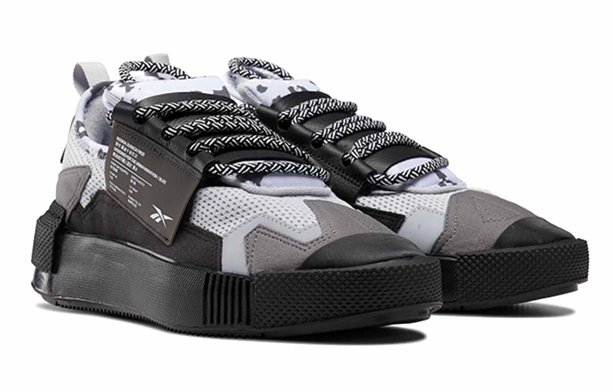 Lookbook Reebok Sudeca '純灰色' FZ5262