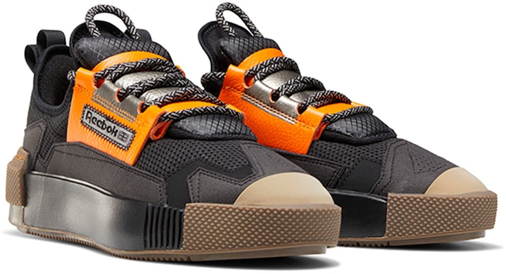 리복 수데카 스니커즈 블랙 (Reebok Sudeca Sneakers Black) FY1586 Lookbook 리복 수데카 스니커즈 블랙 (Reebok Sudeca Sneakers Black) FY1586