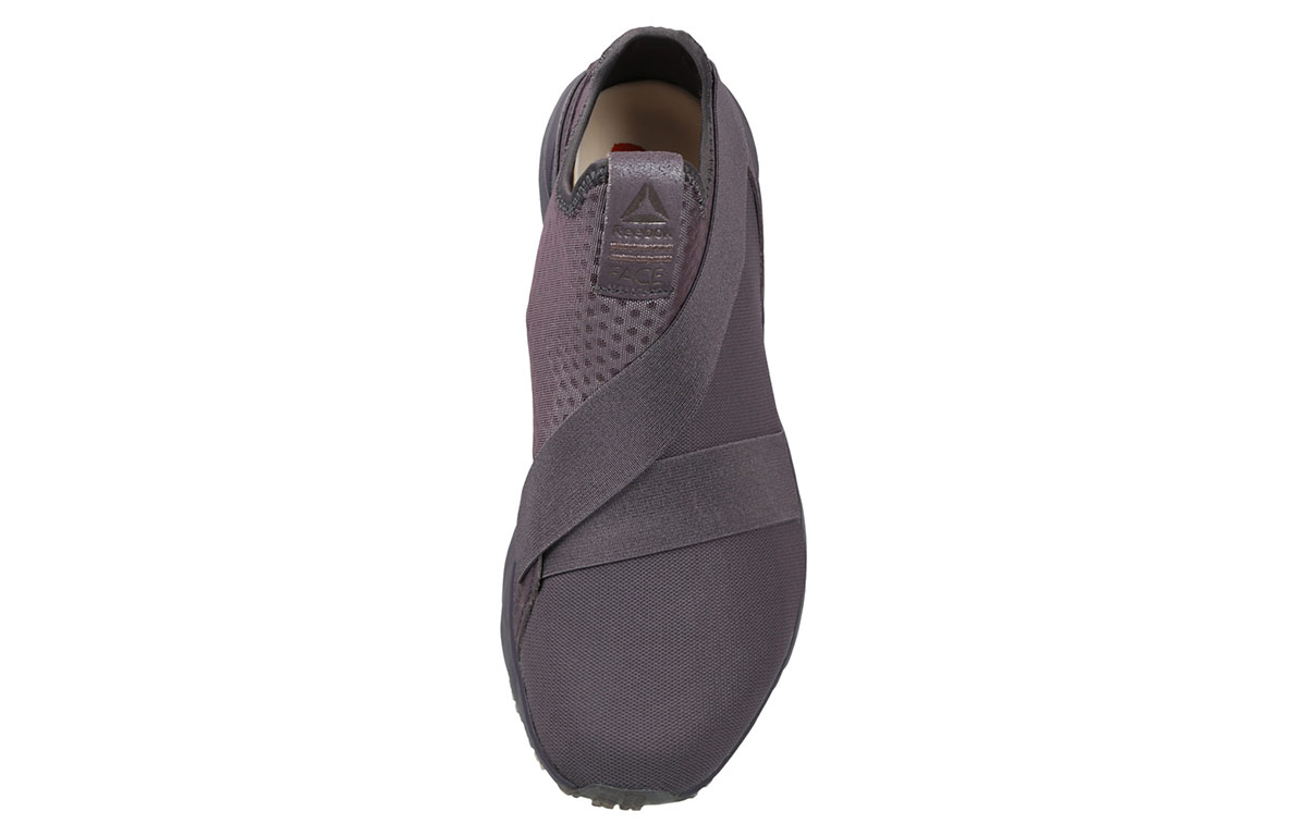 Shop Scarpe da Corsa Reebok Supreme Strap ''Viola'' CN4929