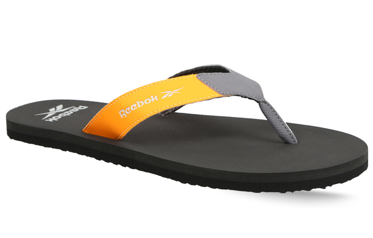 Lookbook Sandal Reebok Swim Core Flip 'Hitam Abu-Abu Oranye' EW4182