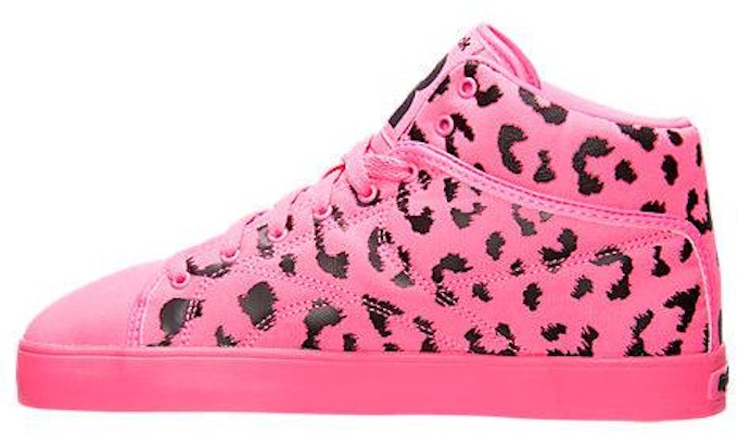 Reebok T Raww 'Merah Jambu' V55631 Lookbook Reebok T Raww 'Merah Jambu' V55631