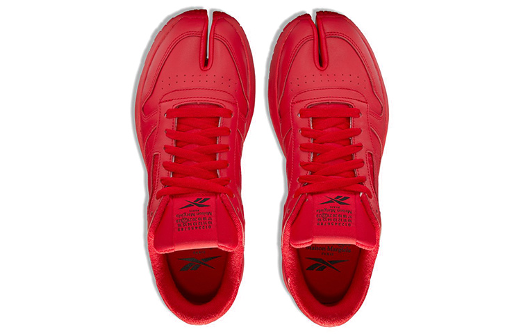 Shop Reebok Tabi 低帮 跑步鞋 男款 紅色