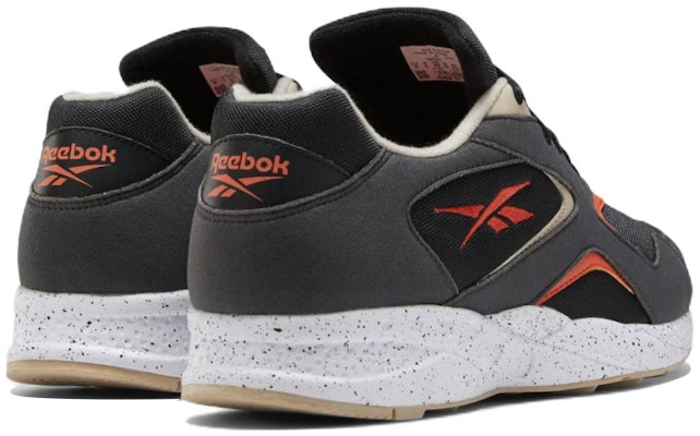 Reebok Torch Hex 耐磨 低筒 跑步鞋 男女款 深灰 Shop Reebok Torch Hex 耐磨 低筒 跑步鞋 男女款 深灰