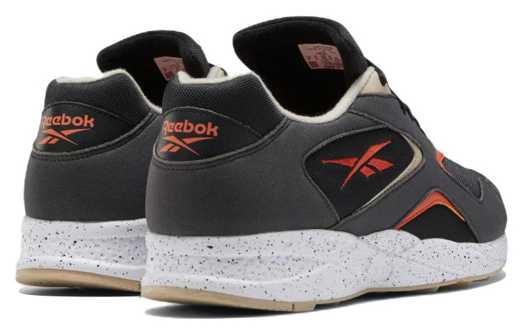 Shop Reebok Torch Hex Low Tops Tahan Haus Kelabu EG6012